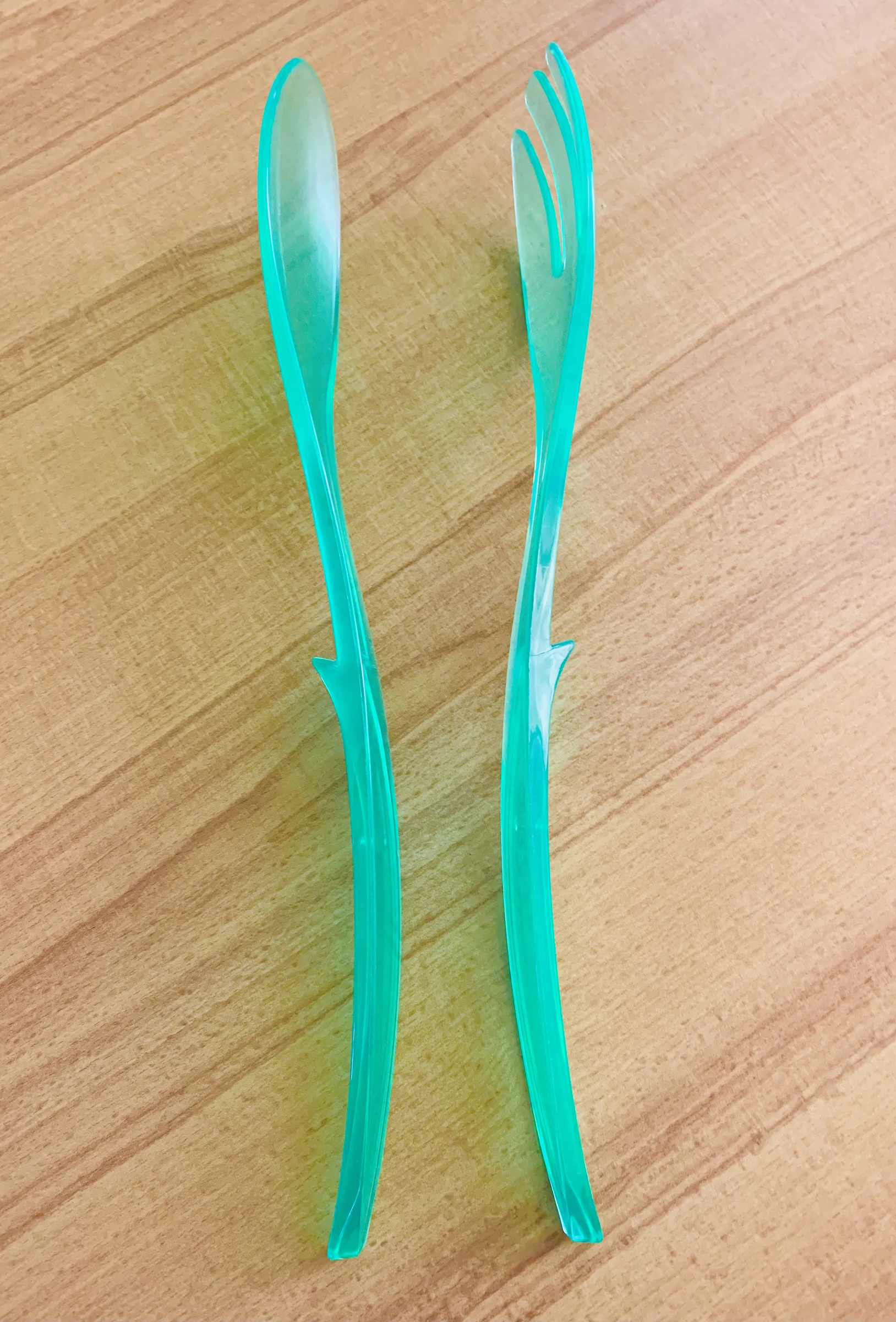 Lot of tongs + 2 plastic salad servers – photo 4